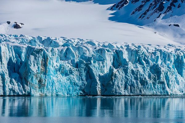 Pitamitz, Sergio 아티스트의 Lilliehookbreen Glacier-Spitsbergen-Svalbard Islands-Norway작품입니다.